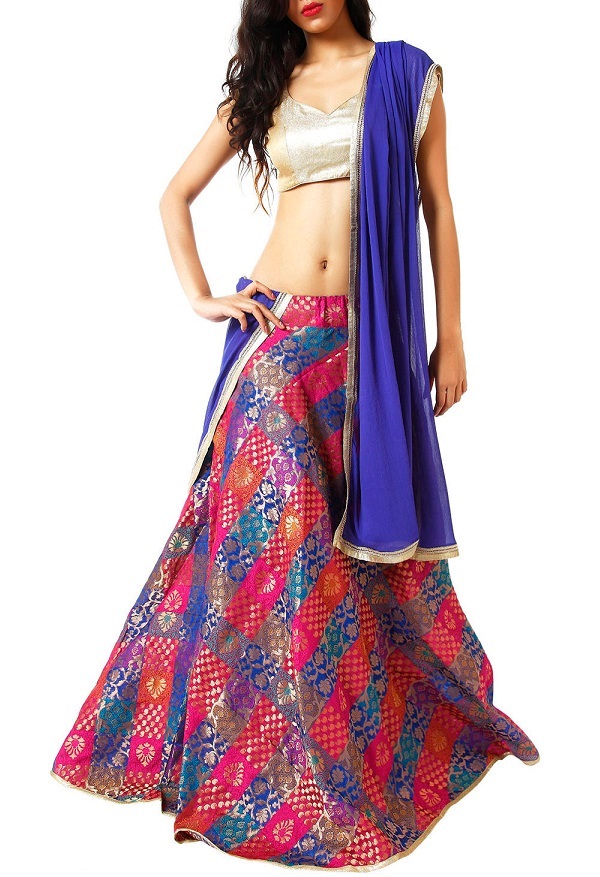 brocade lehenga set with checkered pattern