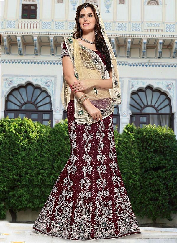 front pleated bridal lehenga dupatta draping styles , drape dupatta different ways