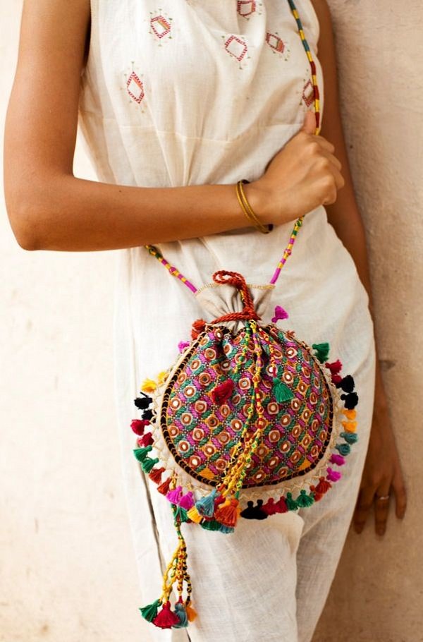 fashionable and trendy potli bags, potli purses and designer potli bags of all shapes, styles and sizes