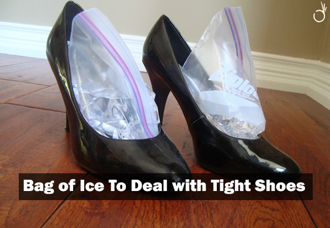 bag of ice to deal with tight shoes, how to stretch your shoes