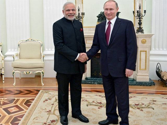 modi donned suit-1