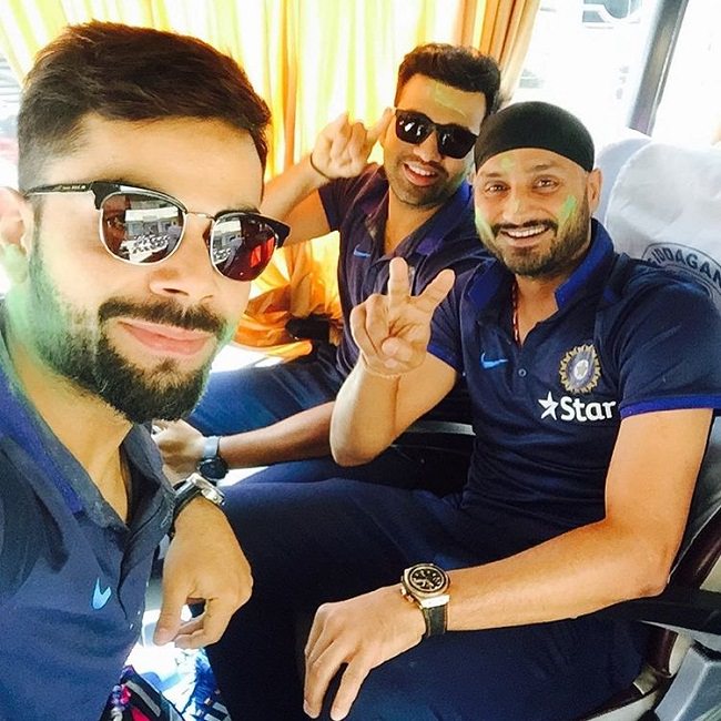 virat in stylish sunglasses celebrate holi