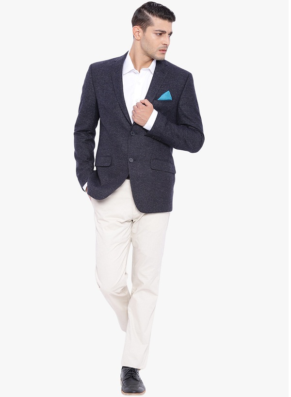 Tips To Get a Semi Formal Look With This Blazer