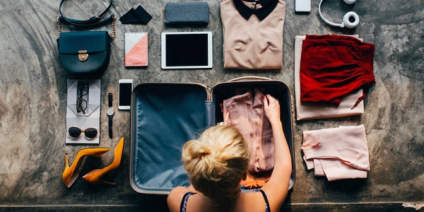 travel fashion hacks and tricks to pack like a pro