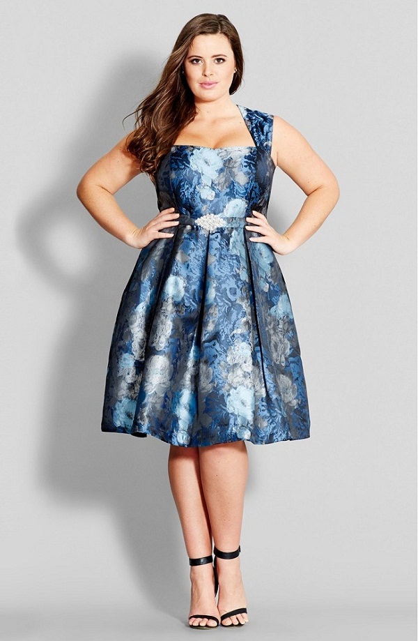 ideas to get flattering looks with empire line dress for plus size