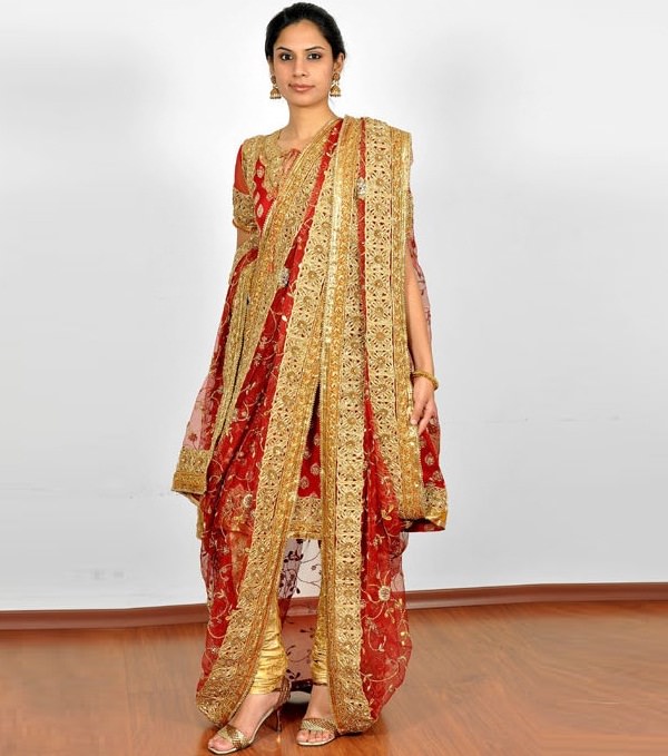 maroon-saree-with-salwar-suit