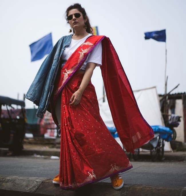 create the fusion like fashion pro by pairing saree with denim and sneakers