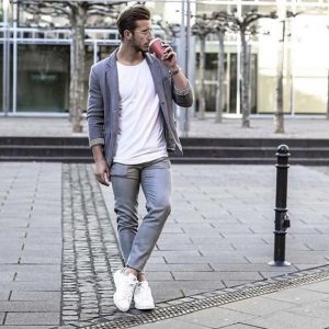 26 Best White T-Shirt Styles with Jean & Coat - LooksGud.com