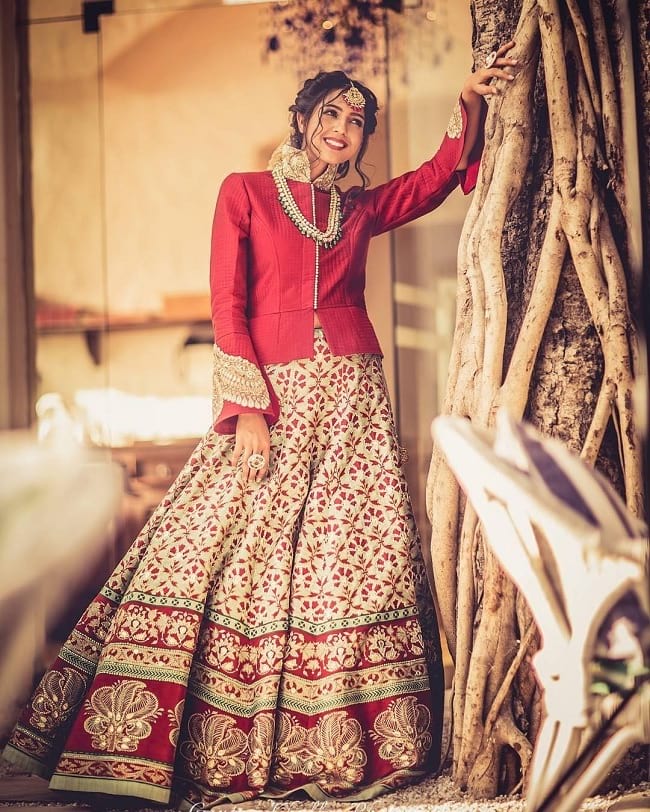 Red & Cream Cotton Silk Heavey Work Eye Catching Indian & International Perfect Bridal Lehenghas