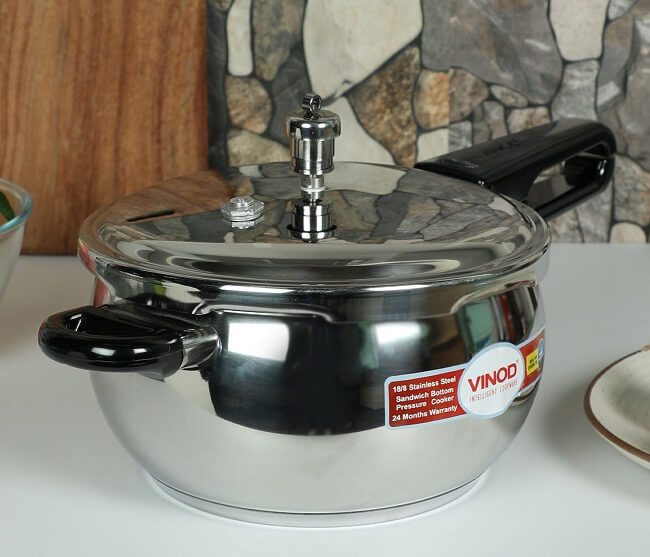 pressure cooker online 5 litre price