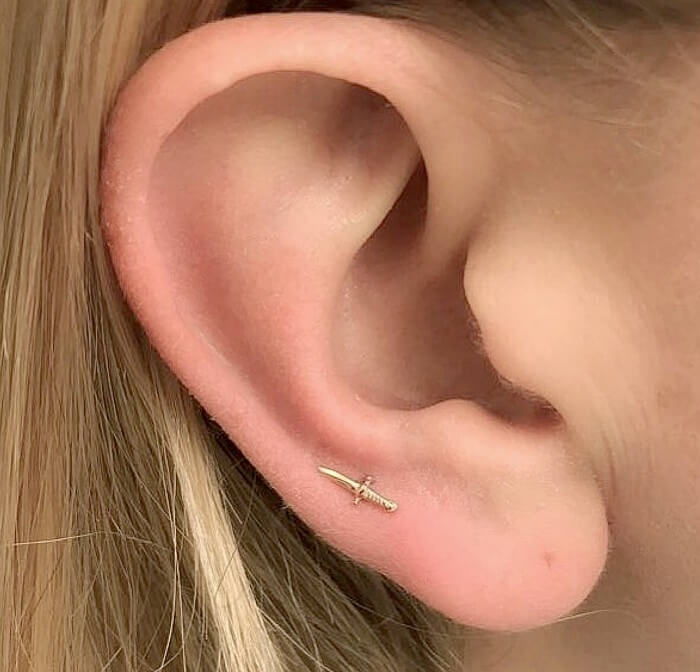upper ear piercing hoop