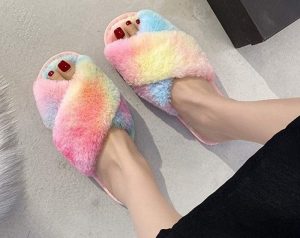 Different Types of Slippers for Men & Women - LooksGud.com