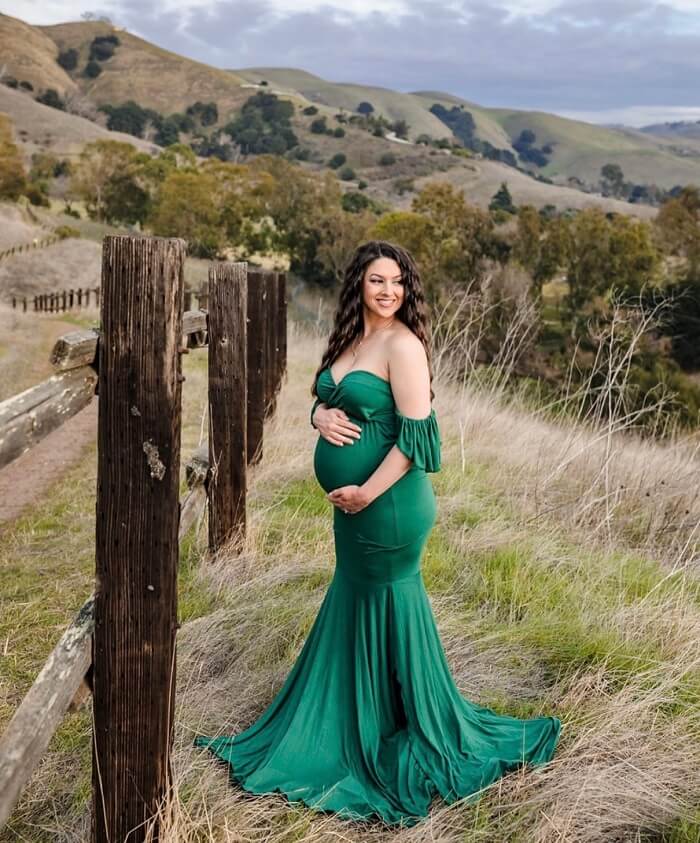 Show off your beautiful baby bump