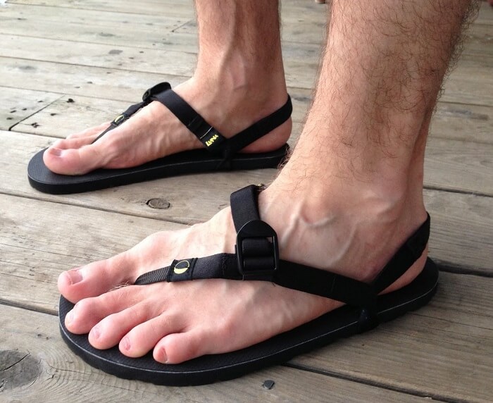 beach sandals for men 