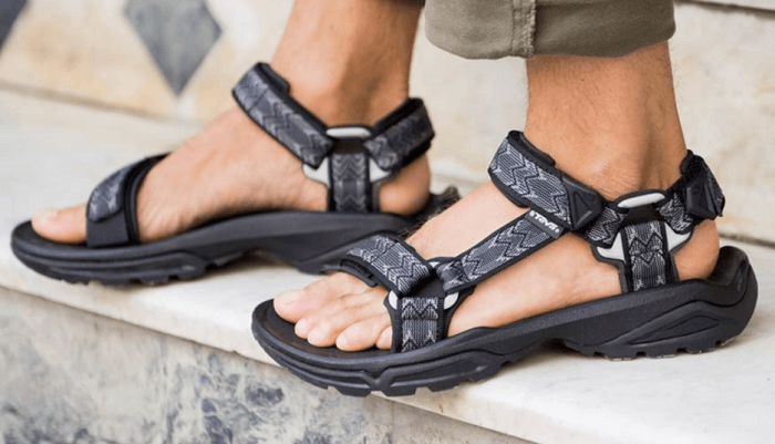 How many types of sandals for men 