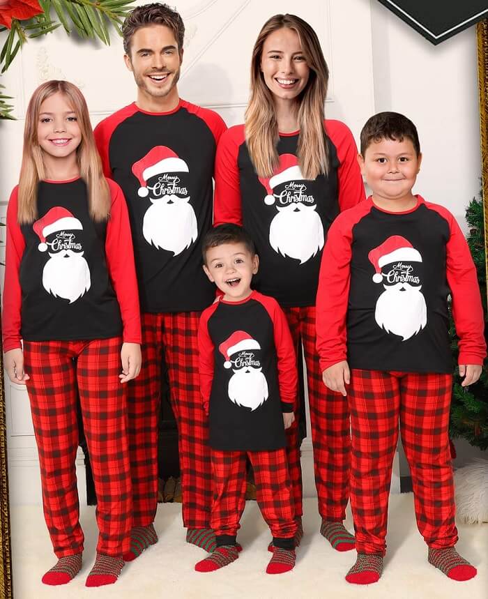 20 Family Matching Christmas Pajamas - LooksGud.com