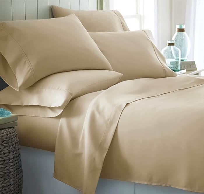 1000 Thread Count White Queen Fitted Sheet in 100 Percent Egyptian Cotton 21 Inch Deep Pocket 
