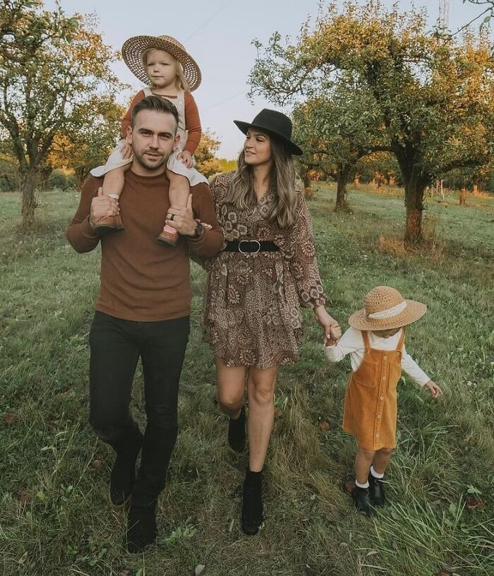color schemes for fall family pictures