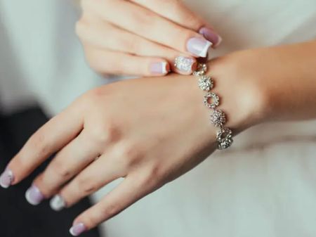 How To Choose The Perfect Diamond Bracelet For Your Wedding